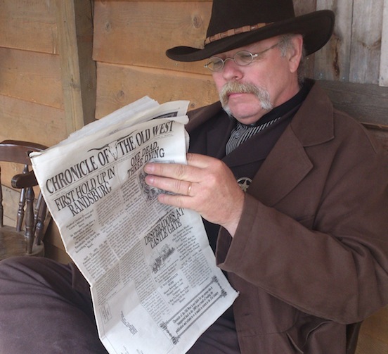 Lasse Jonsson, Sweden <br>Catching up on news in Chronicle of The Old West 