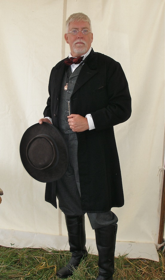 Author Thomas William Tear<br>At the 149th Cedar Creek Battle Reenactment.
Go to his site: www.grandoakplantation.com