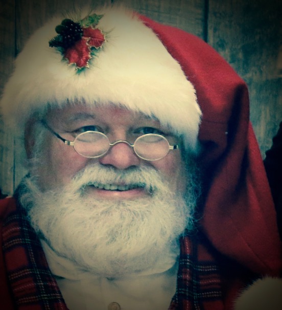 Santa Bob Saunders<br>Santa is from Virginia 